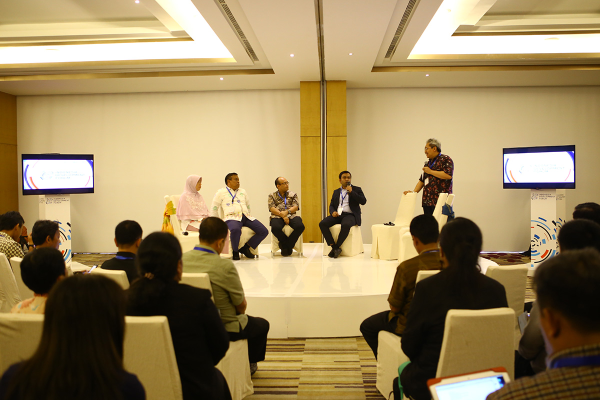 IDF 2017 : Day 1 - Breakout Session @ Medan Room